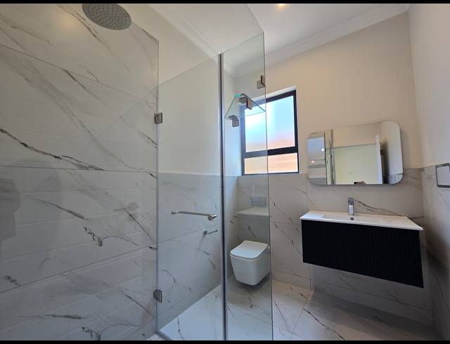 3 BEDROOM HOUSE FOR SALE IN NEW SALT ROCK CITY